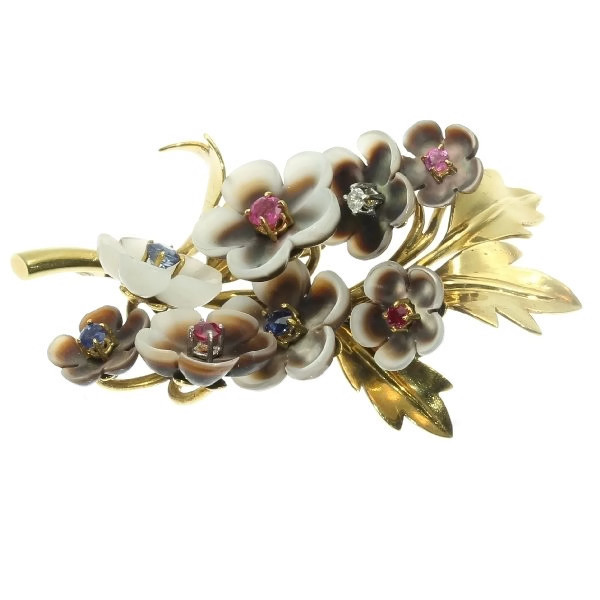 Joyful flower brooch from the fifties made by the famous jeweler Wolfers freres (image 3 of 16)